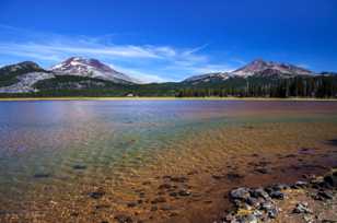 South Sister and Broken Top over Sparks Lake-3278